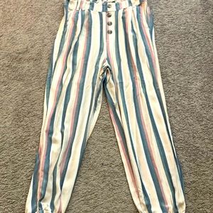 Cute striped American Eagle trousers in medium